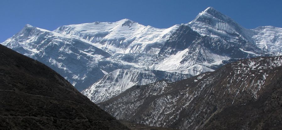 Annapurna III and Gangapurna on ascent from Manang to Tharong La
