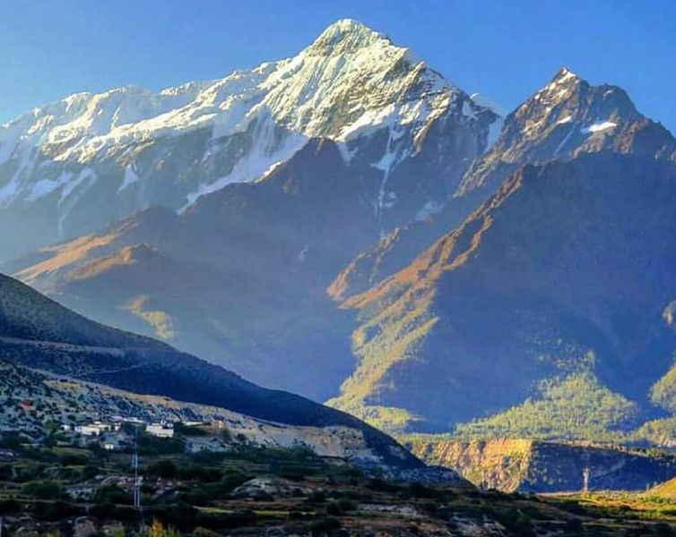 Nilgiri Peaks above Kali Gandaki Valley