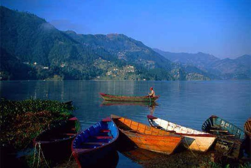 Boats at Phewa Tal in Pokhara