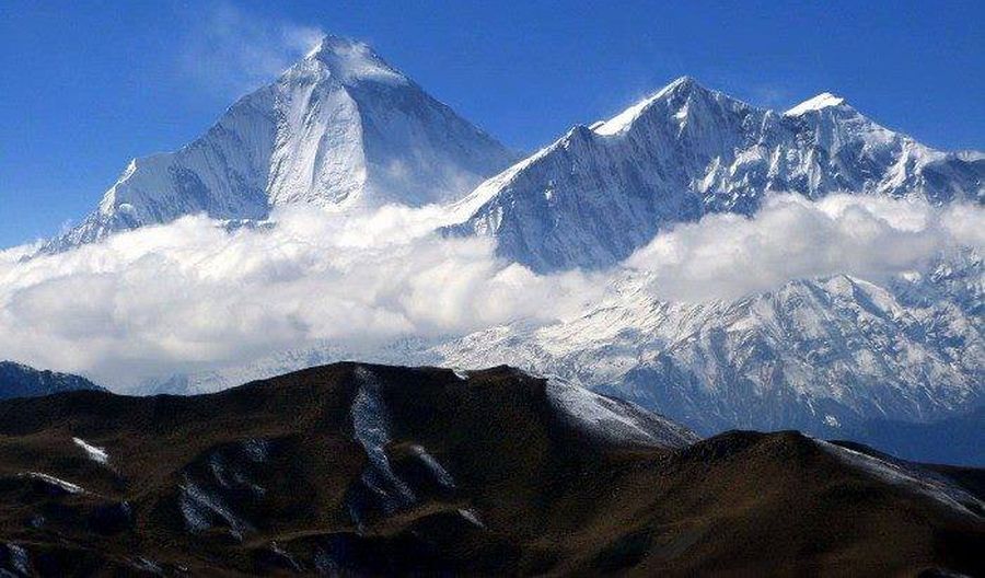 Nilgiri Peaks above Kali Gandaki Valley