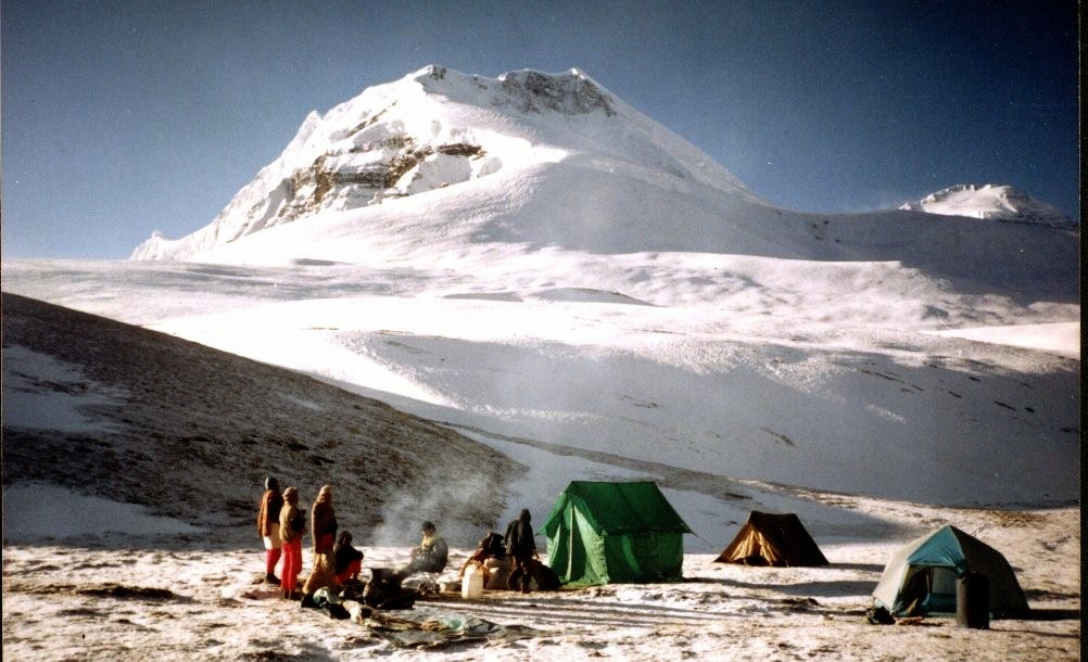 Camp in Hidden Valley beneath Tukuche Peak