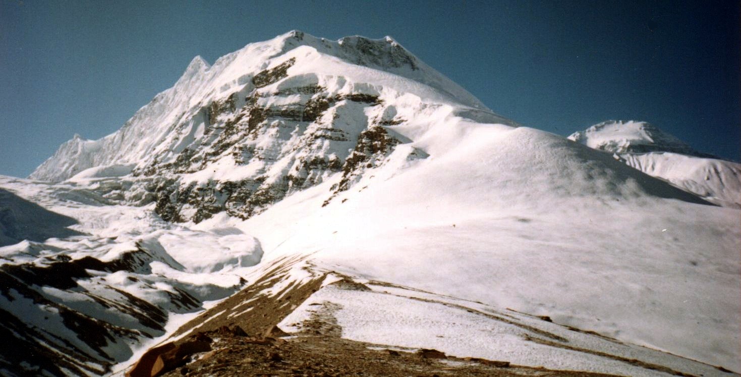Tukuche Peak  on ascent to  Thapa Pass