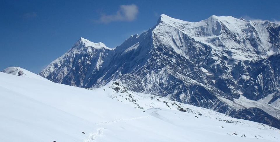 The Annapurna Himal on descent from Thapa Pass