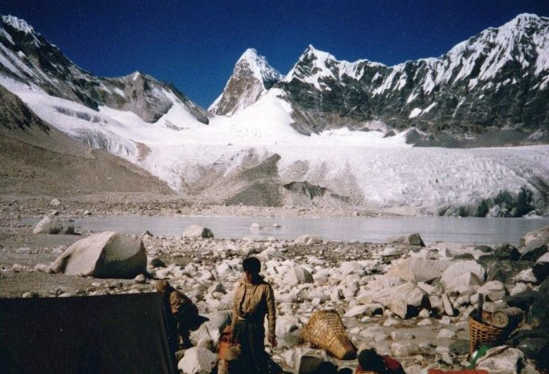 Camp at Glacier Lake beneath Mingbo La and Ama Dablam