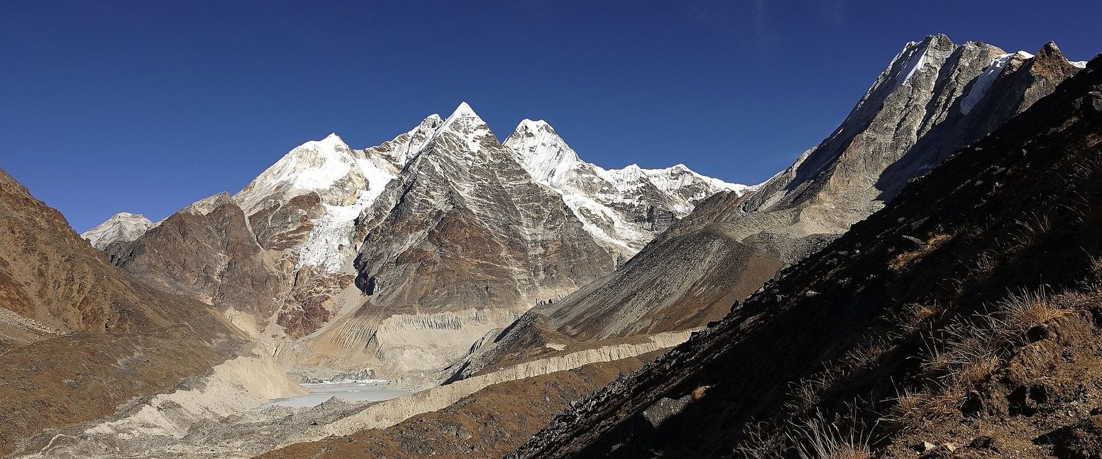 Malangphulang Group of 6000m Peaks from Dig Kare on ascent from Hinku Valley to Mera La