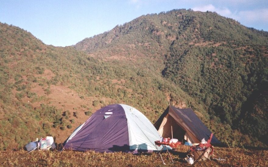 Camp at foot of ridge to Nosempati