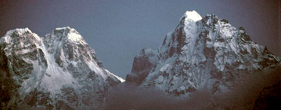 Sobithongie ( 6669m ), Phole ( 6645m ) and Khabur ( 6332m ) from Kambachen in the Ghunsa Khola Valley