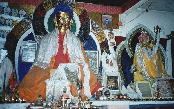 Icons and Idols in Buddhist Temple