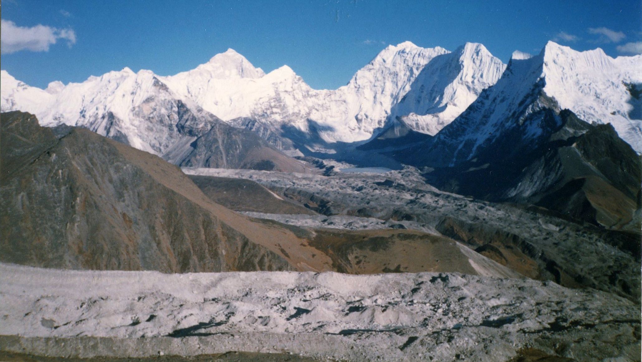 Upper Chukhung Valley and Mounts Makalu and Baruntse on ascent to Kongma La