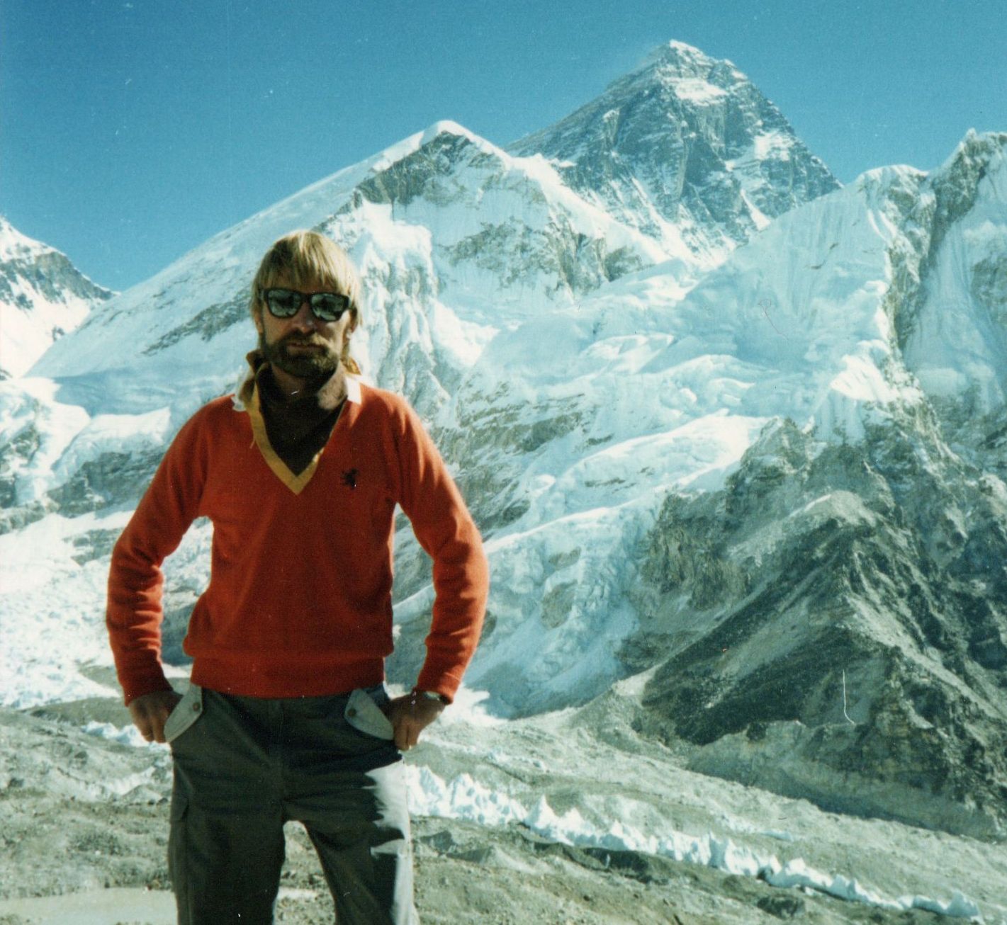 Mt.Everest from Kallar Pattar
