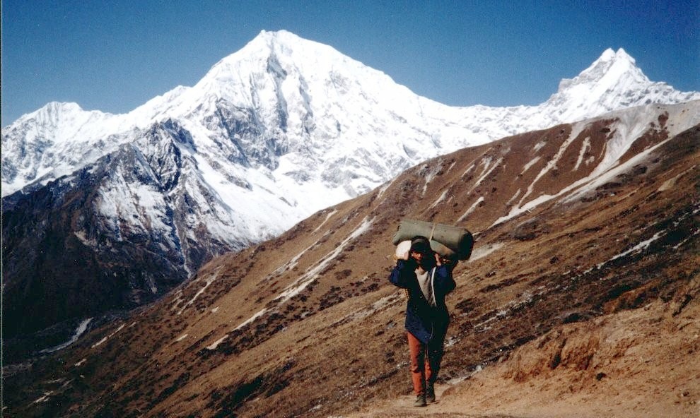Mt.Langtang Lirung ( 7227m ) and Kimshung on ascent to Yala in the Langtang Valley