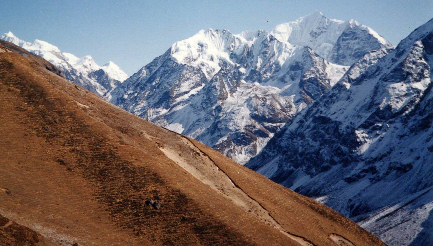 Mt.Ganshempo ( Ganchempo ) on ascent to Yala