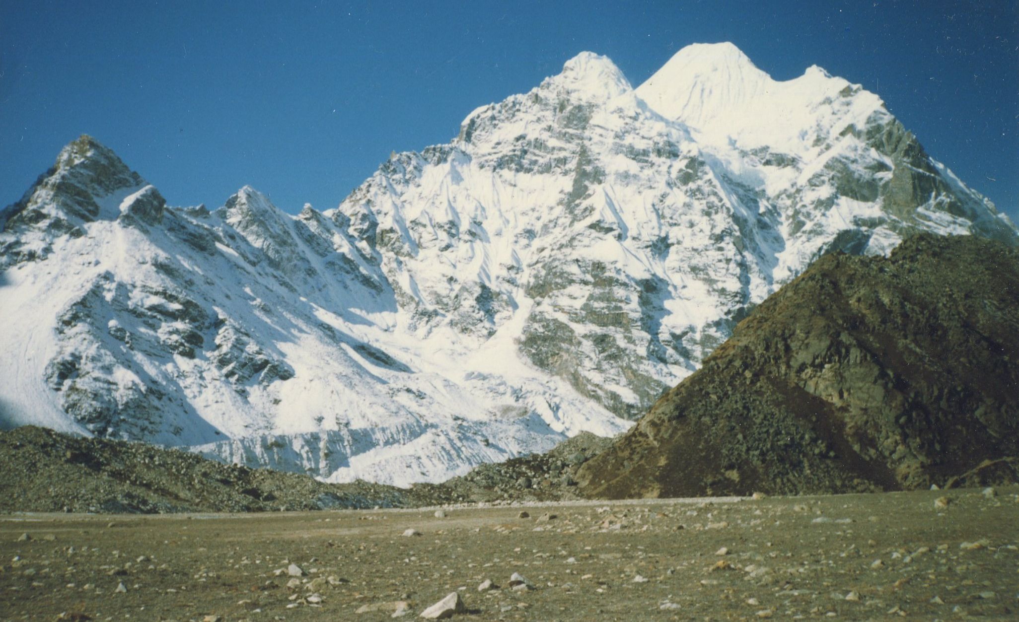 Peak 6 ( Mount Tutse ) on return from Shershon in the Barun Valley