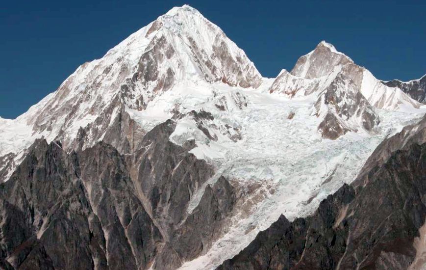 Nemjung in the Peri Himal on descent from Larkya La