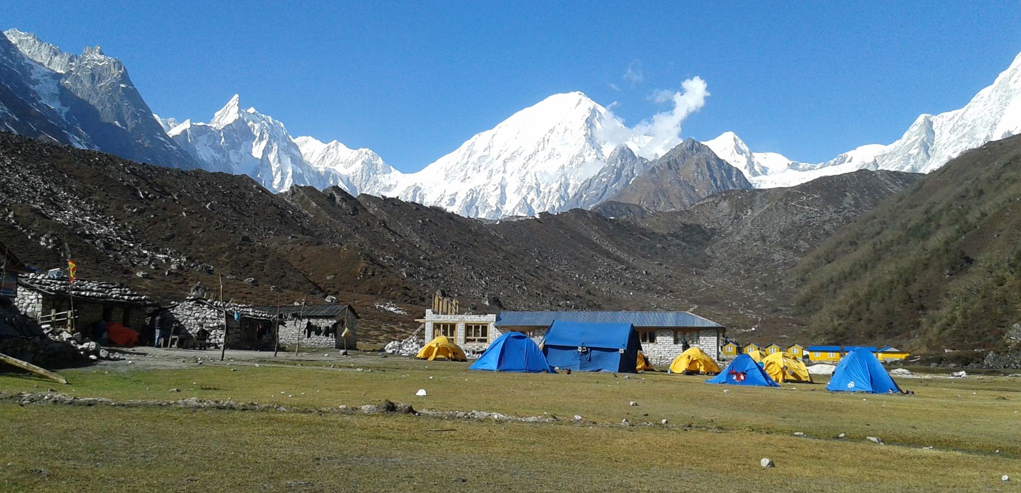 Himlung Himal ( 7126m ) in The Peri Himal from Bhimthang beneath the Larkya La