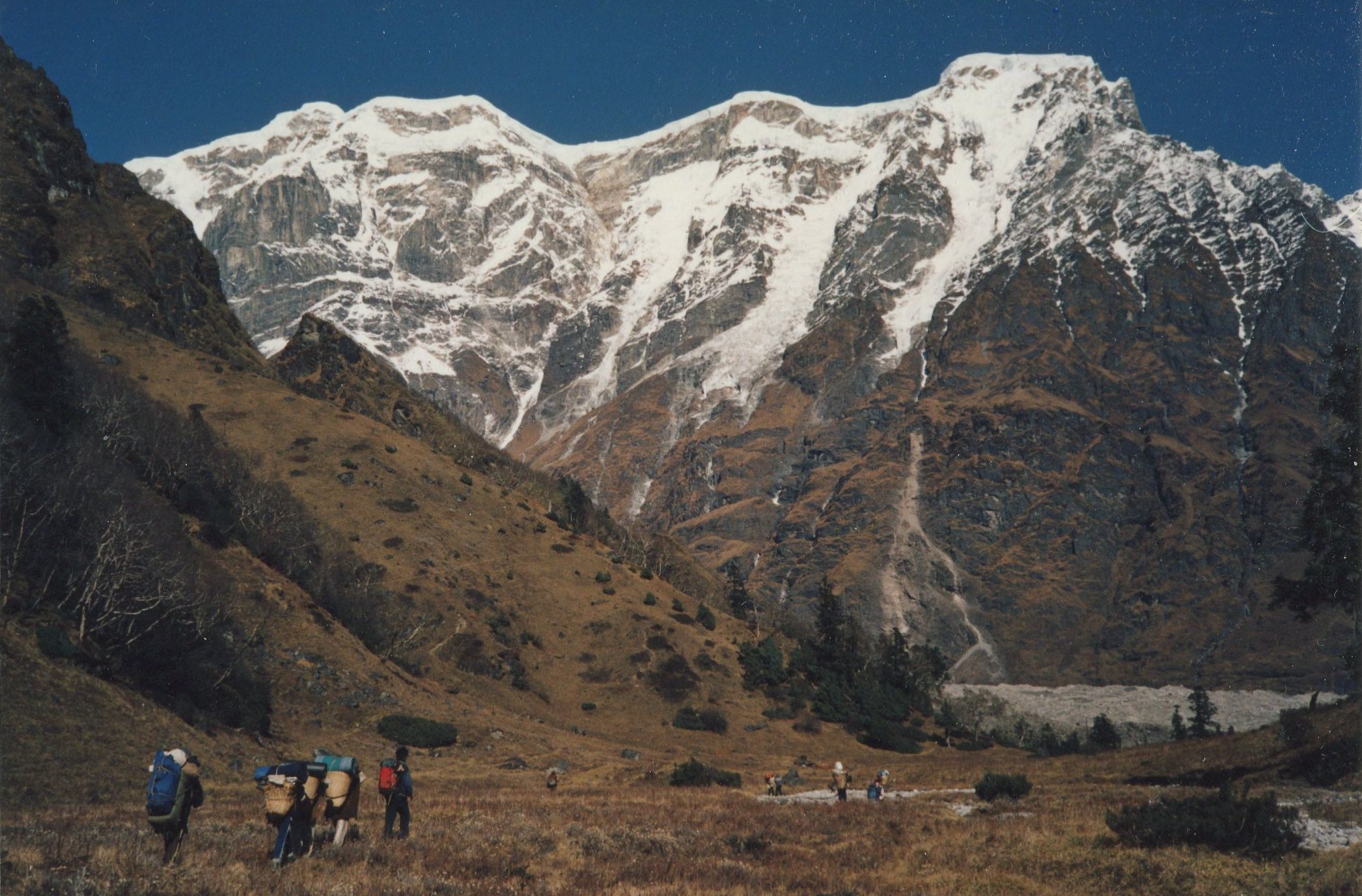 Himal Chuli ( 7893m ) on the approach to the Chuling Glacier from Rupina La