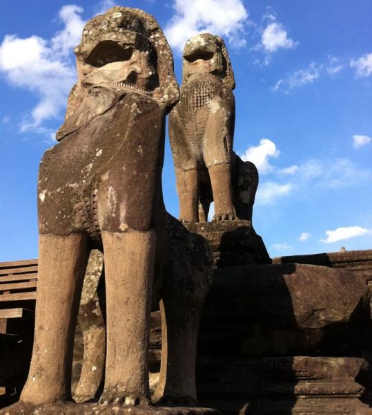 Dragon Dog ( Chinthe ) statues at Siem Reap in northern Cambodia