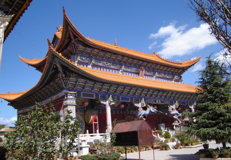 Hillside Temple on outskirts of Kunming