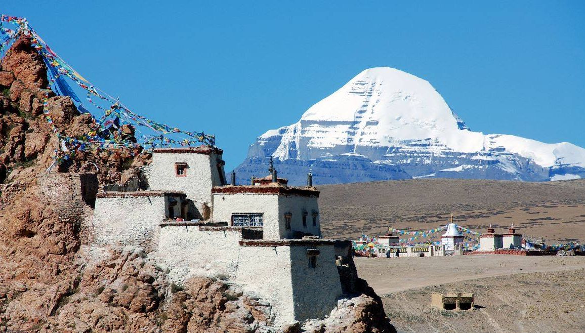Village on the Mount Kailash trek