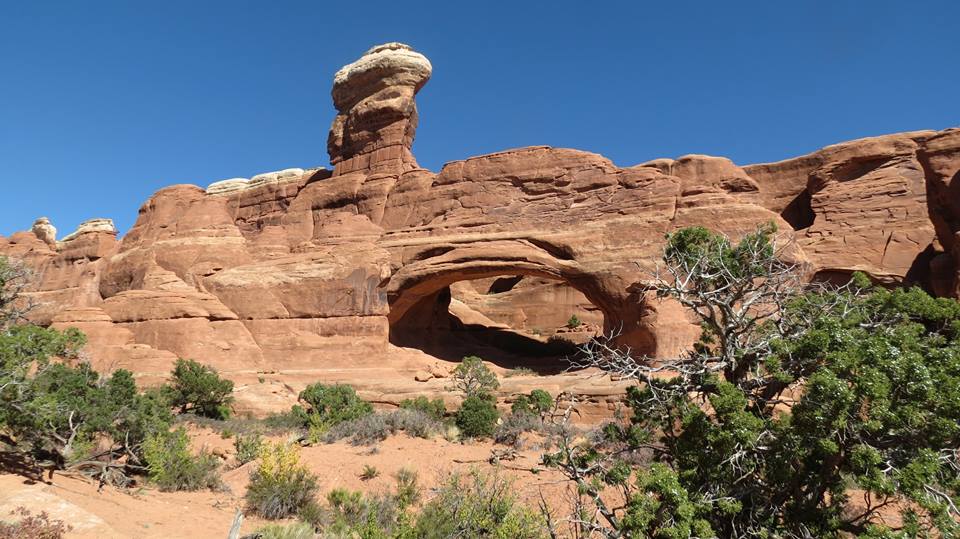 Tower Arch in Klondike Bluffs area of Arches National Park