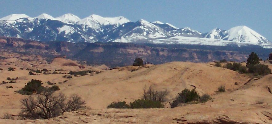 La Sal Mountains and Mount Peale ( extreme right ) from Moab