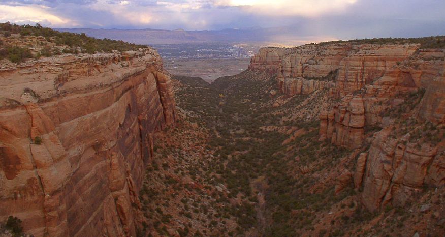 View from Rim Rock Drive of Colorado National Monument