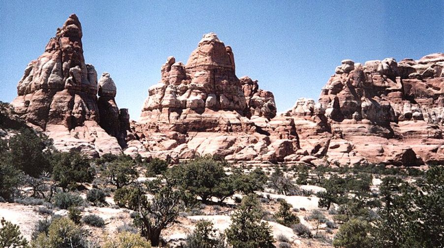 Accounts and photographs of a Journey down the Colorado River from the Rocky Mountain National Park through Canyonlands, Arches and Monument Valley to the Grand Canyon