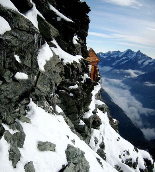 Solvay Hut on the Hornli Ridge ( normal route of ascent )
