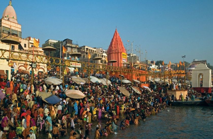 Bathing in the Ganga ( Ganges ) River at Varanasi in India