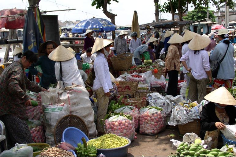Fruit market at Mytho on the Mekong Delta