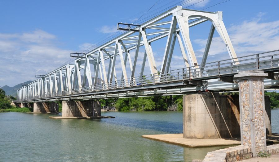 Bridge over the Cai River in Nha Trang