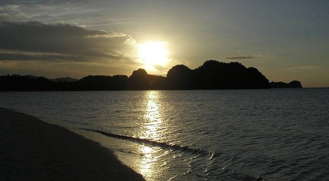 Sunset at Tanjung Rhu on Pulau Langkawi