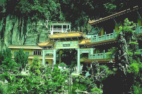 Sam Poh Tong Temple at Ipoh