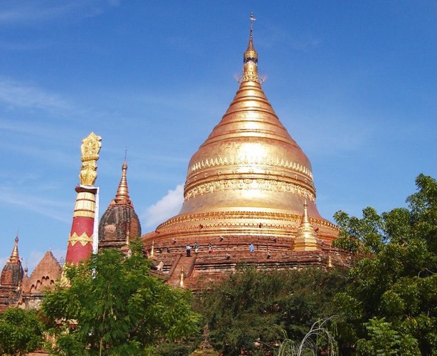 Dammayazika Paya in Bagan in central Myanmar / Burma