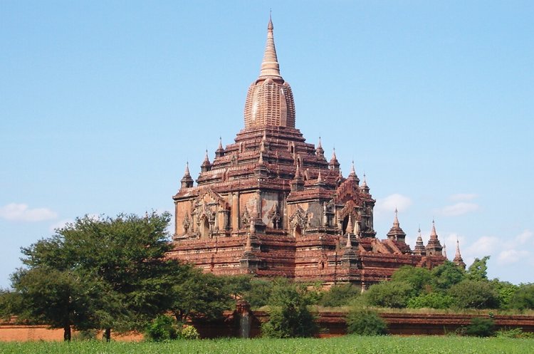 Sulamani Pahto in Bagan in central Myanmar / Burma