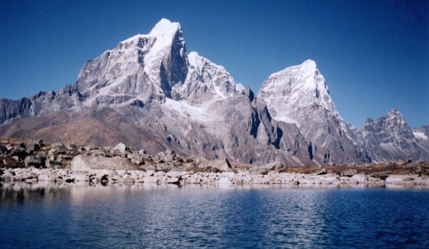 Taboche and Cholatse from above Bibre