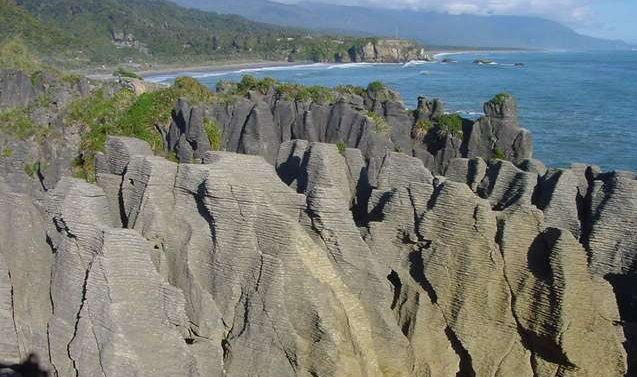 Pancake Rocks ( punakaiki ) on the Tasman Sea coastline of the South Island of New Zealand