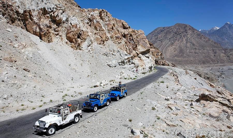 Jeep safari on the Karakorum Highway