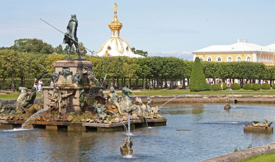 Lake in gardens at Peterhof Palace in St Petersburg