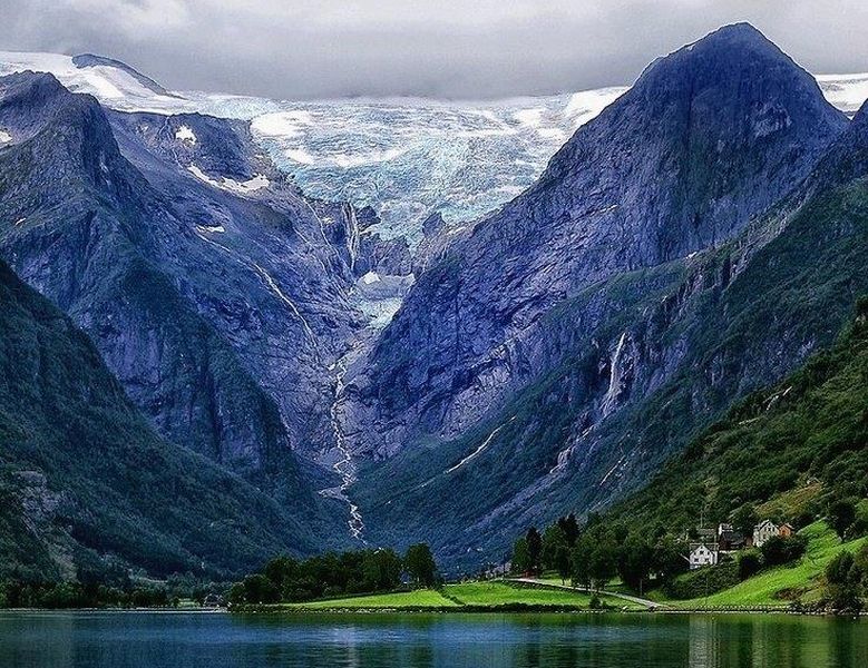 Briksdalsbreen Glacier in Norway
