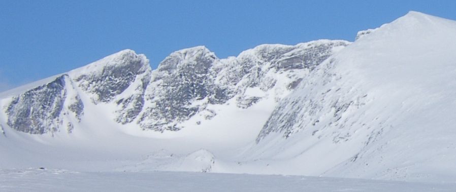Summit Ridge of Snohetta ( 2,286 meters ) - highest summit in Norway outside of the Jotunheimen Range