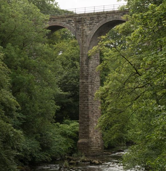 Viaduct over Almond River in Almondell Country Park
