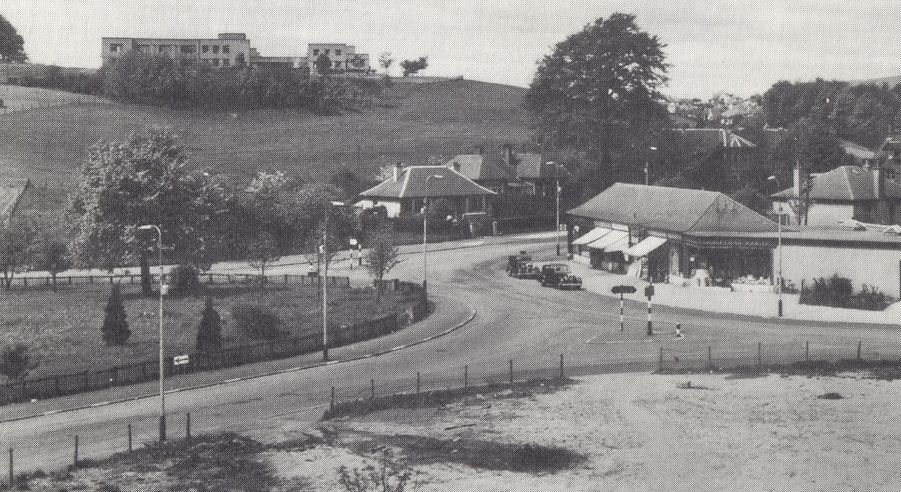 Old photo of Canniesburn Toll in Bearsden