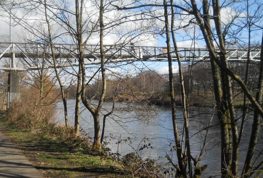 Footbridge over River Leven at Renton