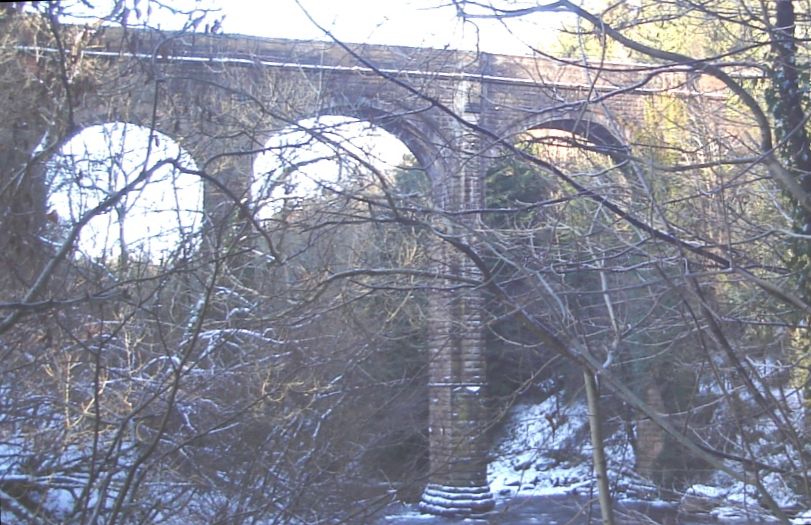 The Duke's Bridge over the River Avon in Chatelherault Country Park
