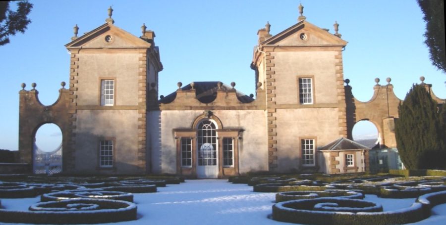 The Hunting Lodge in Chatelherault Country Park