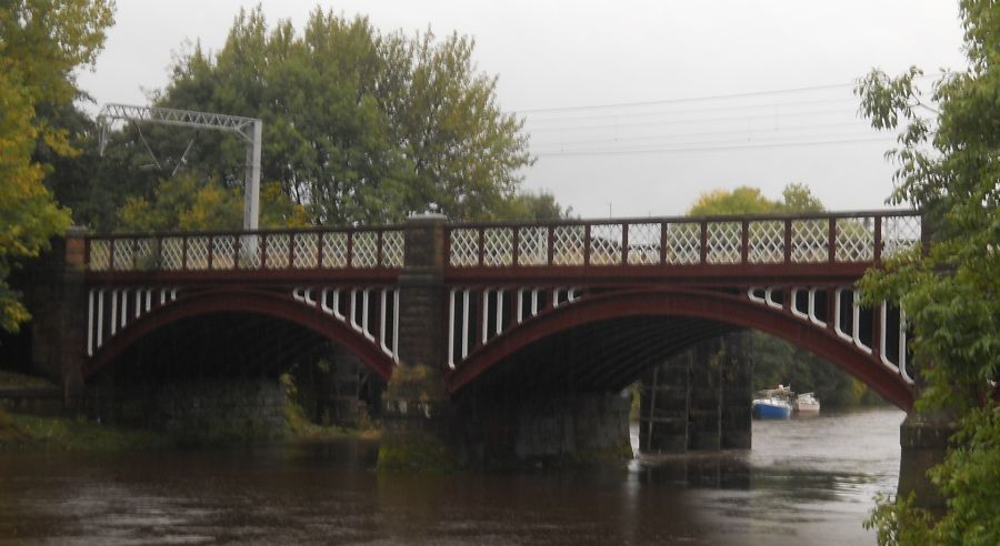 Dalmarnock Railway Bridge over River Clyde