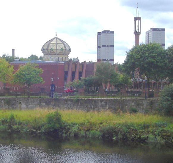 Central Mosque above River Clyde in Glasgow, Scotland