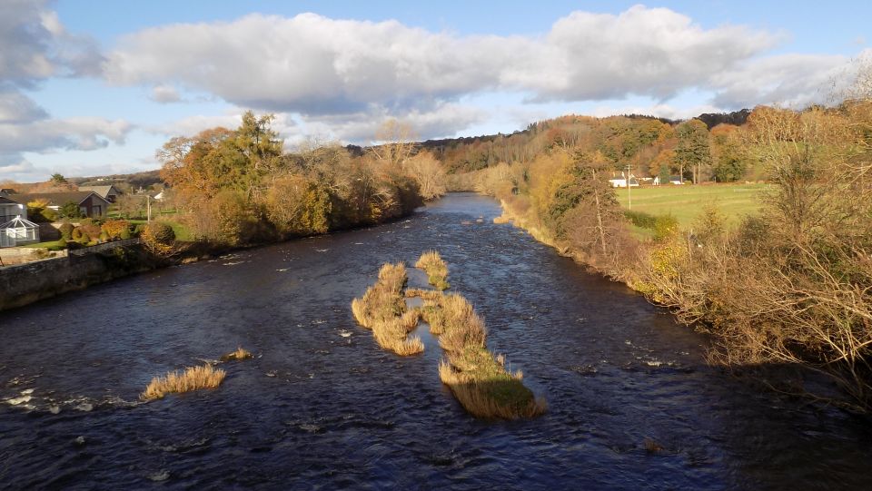 River Clyde from bridge at Crossford
