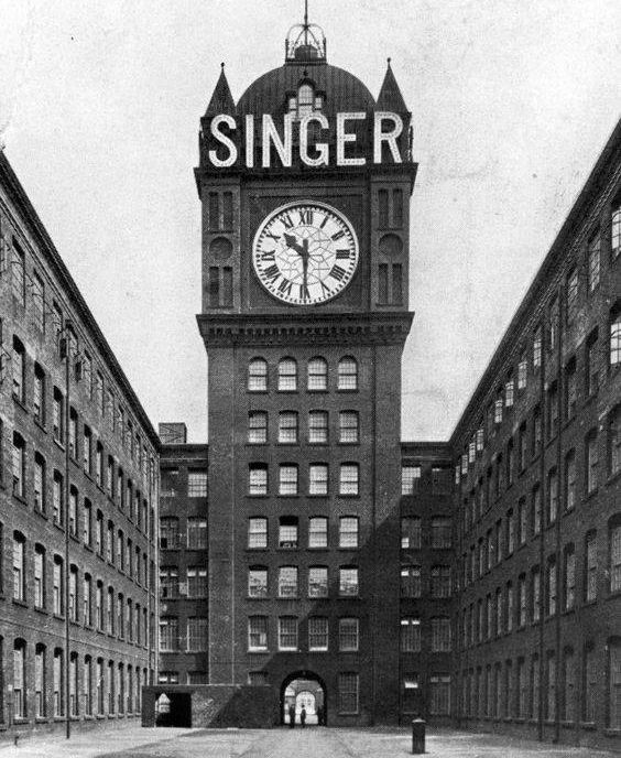Singer Clock in Clydebank